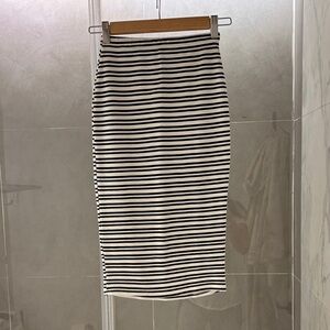 Black and White Striped Pencil Skirt